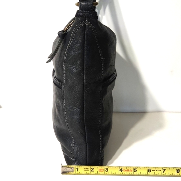 The Sak Iris Black Premium Artisanal Leather Crossbody Bag Purse - Picture 10 of 13